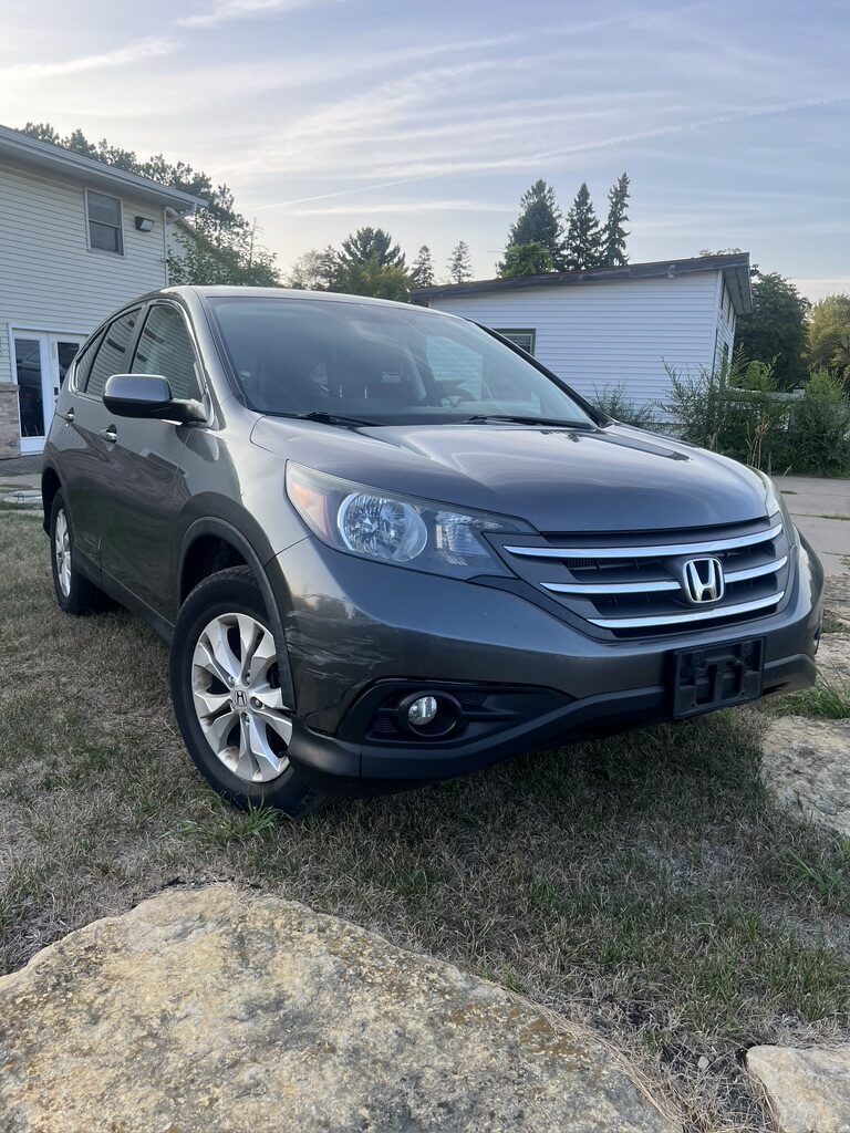 2013 Honda CR-V EX, cleaned up and detailed